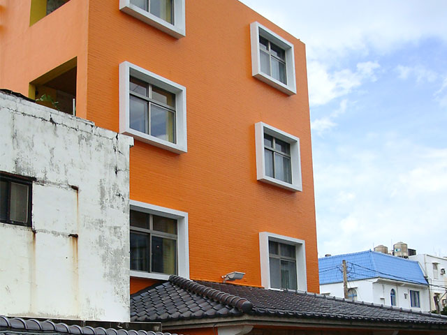 Exterior wall waterproofing - Beautification: functional color art