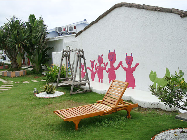 Exterior wall renovation - Beautification: embossed art